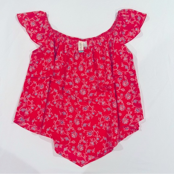 Mimi Chica Tops - Pink flowy floral top Mimi Chica from Nordstrom
